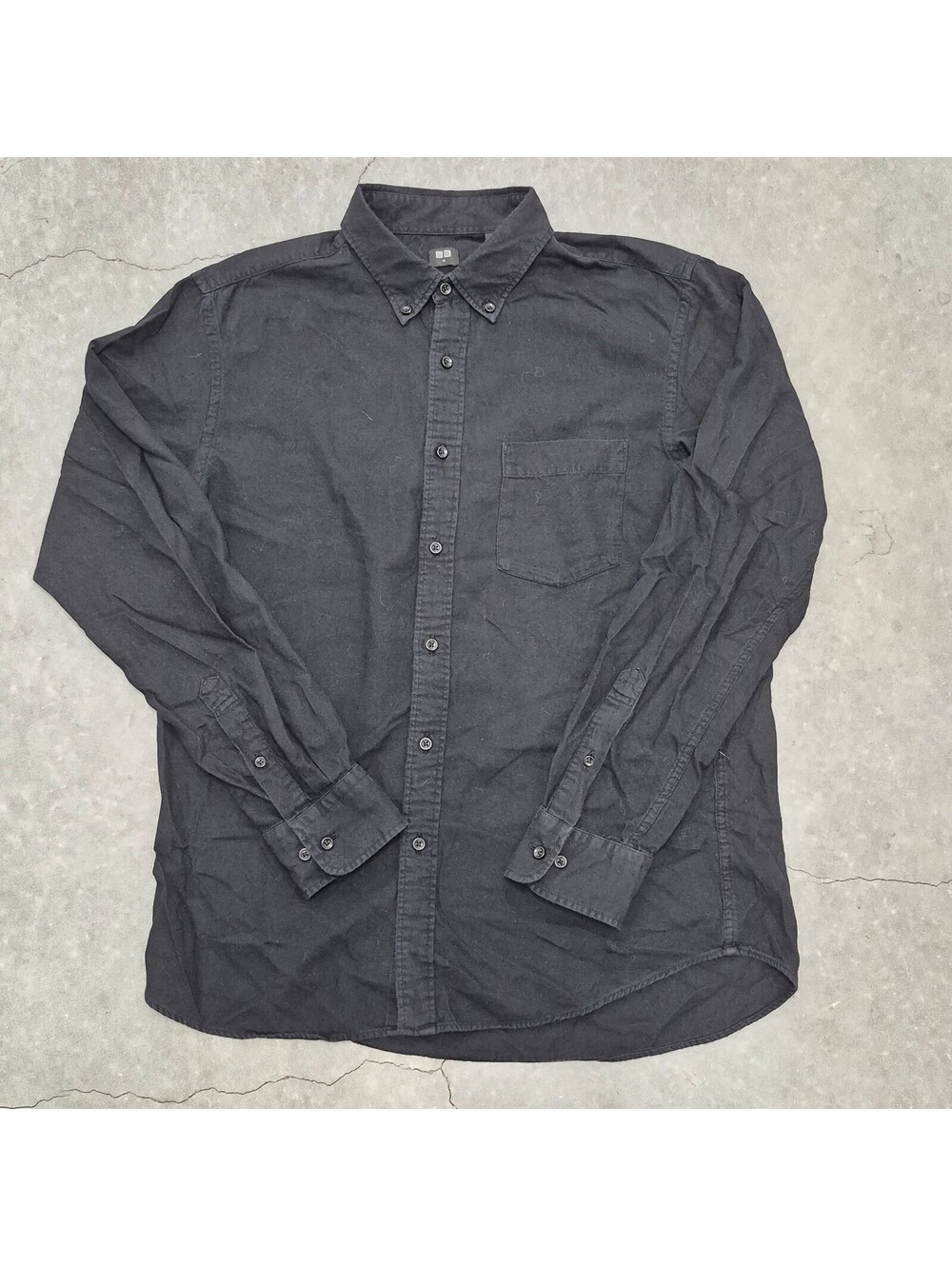 Uniqlo Plain Black Long Sleeve Shirt